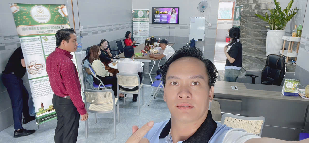 Kết nối hợp tác tại văn phòng Vạn Xuân miền Tây